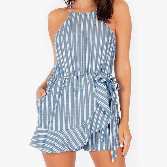 NWT Speechless‎ Striped Ruffled Sleeveless Halter Romper Blue White Medium - Picture 2 of 11